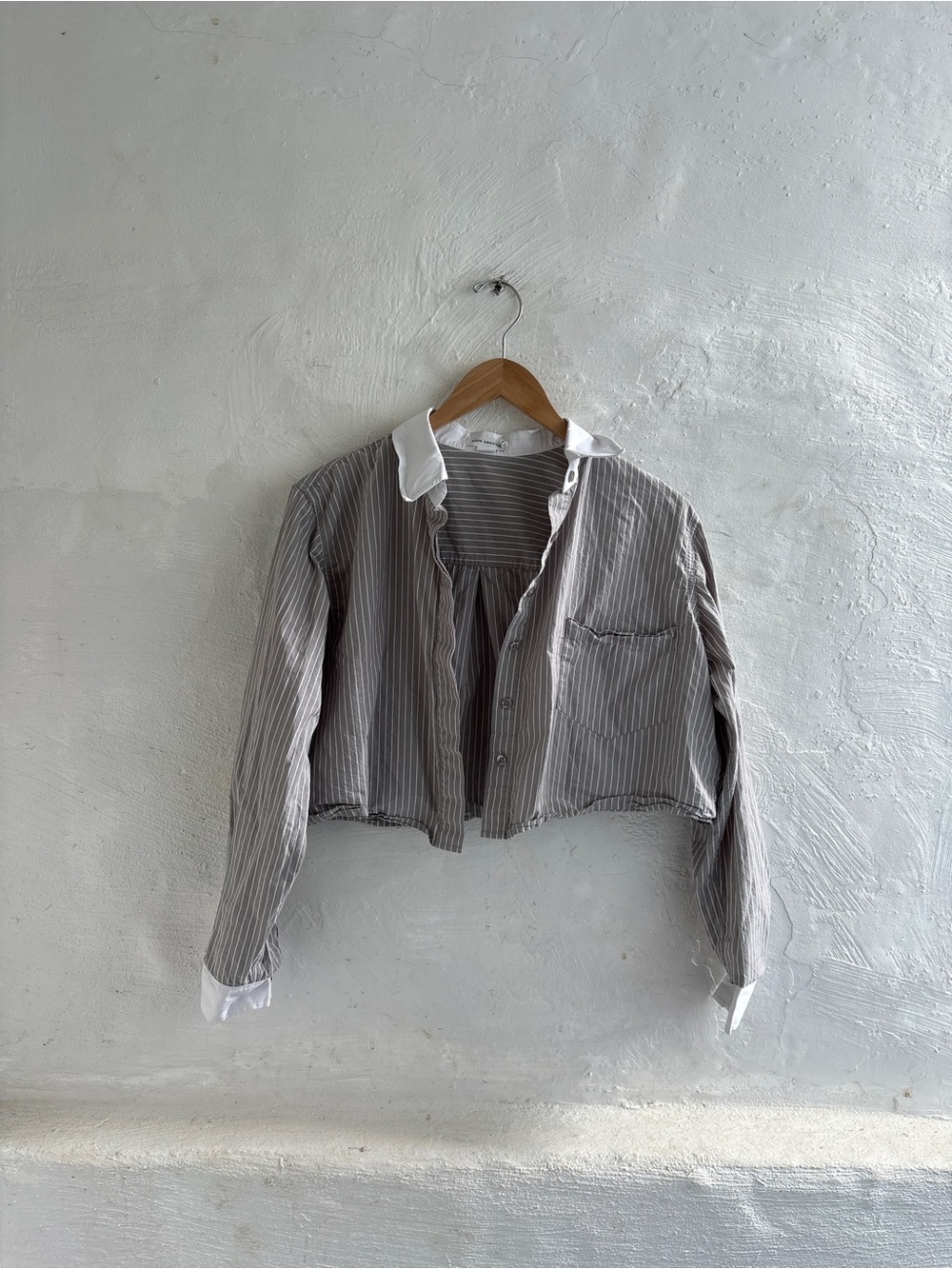 Good American Stripe Crop uniform Shirt